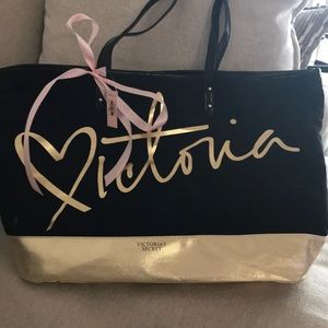 NWT Victoria Secret Tote